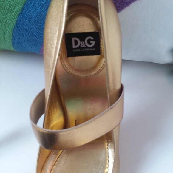 D&G Vintage Gold Peep Toe Leather Heels Size EU36 - Picture 10 of 15